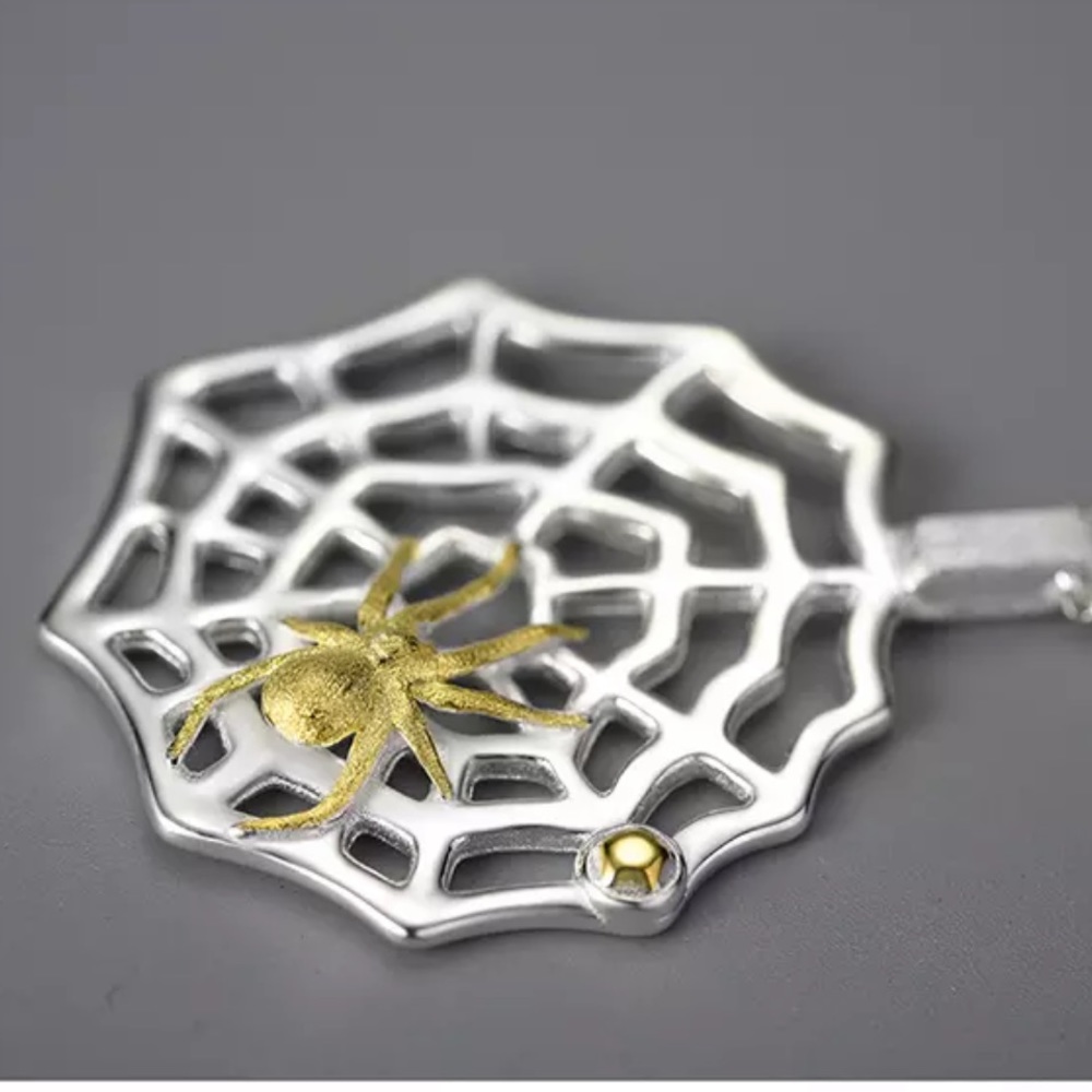 Handmade Artisan 925 Silver The Zypporah Spiderweb Necklace - Picture 4 of 6
